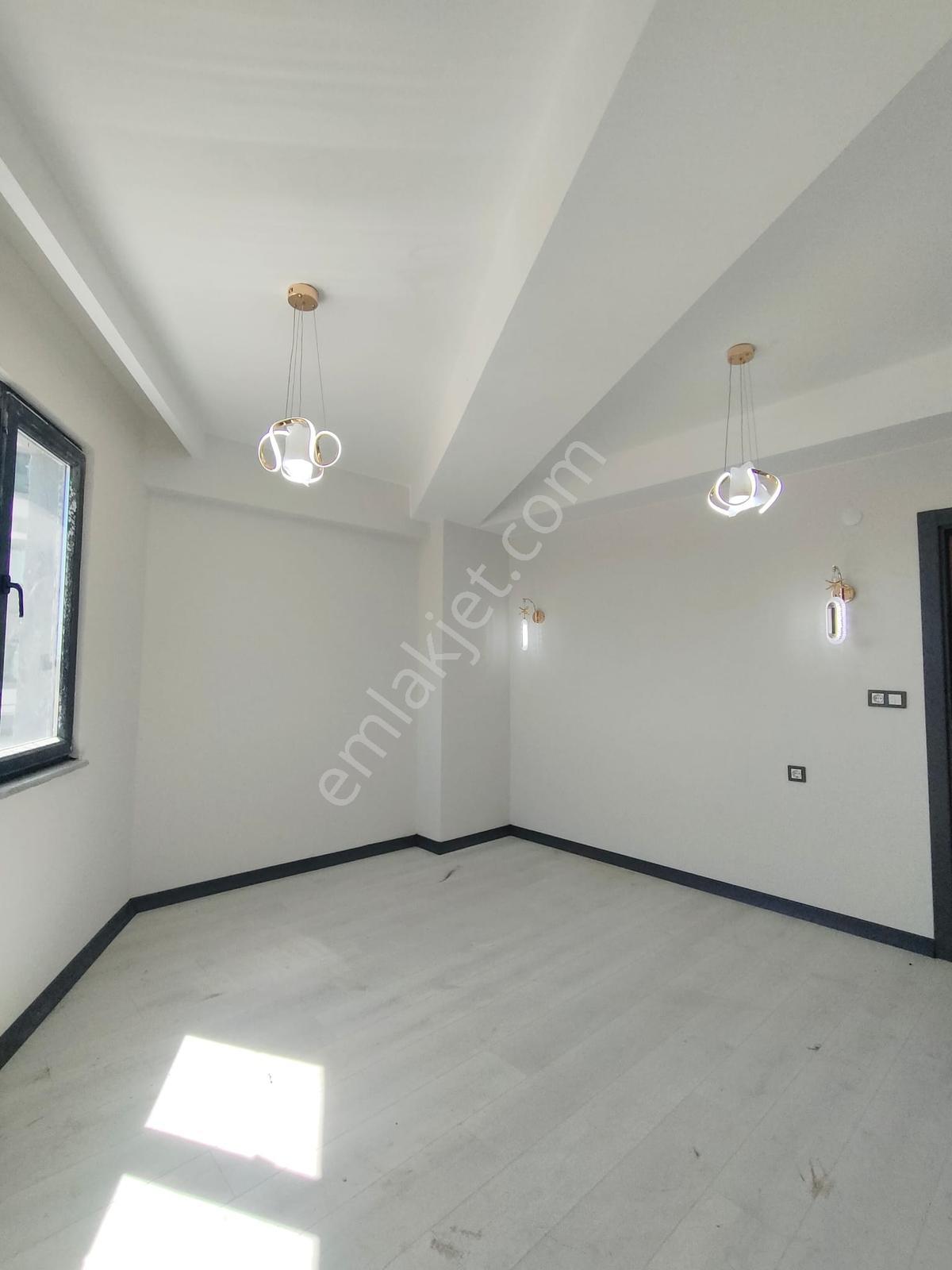 Famili'den Acil Satılık! Yunus Emre'de Net 92m2 Ara Kat Daire — fotoğraf 32
