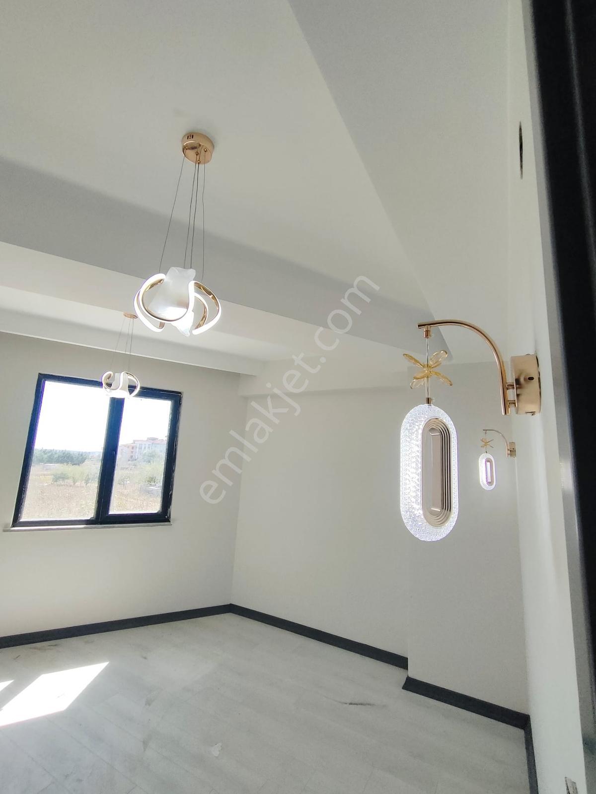 Famili'den Acil Satılık! Yunus Emre'de Net 92m2 Ara Kat Daire — fotoğraf 33