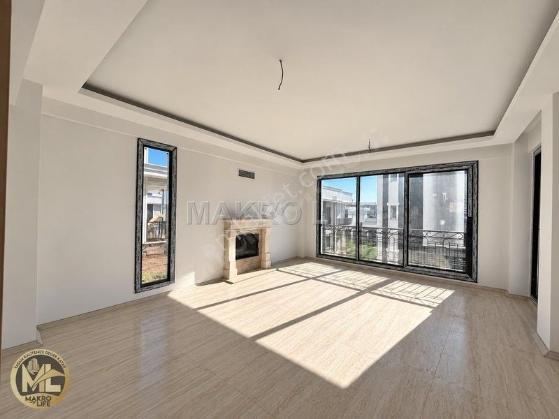 Seyrantepe Toplukonutta Yüksek Manzaralı 5,5+1 Triplex Villa — fotoğraf 6