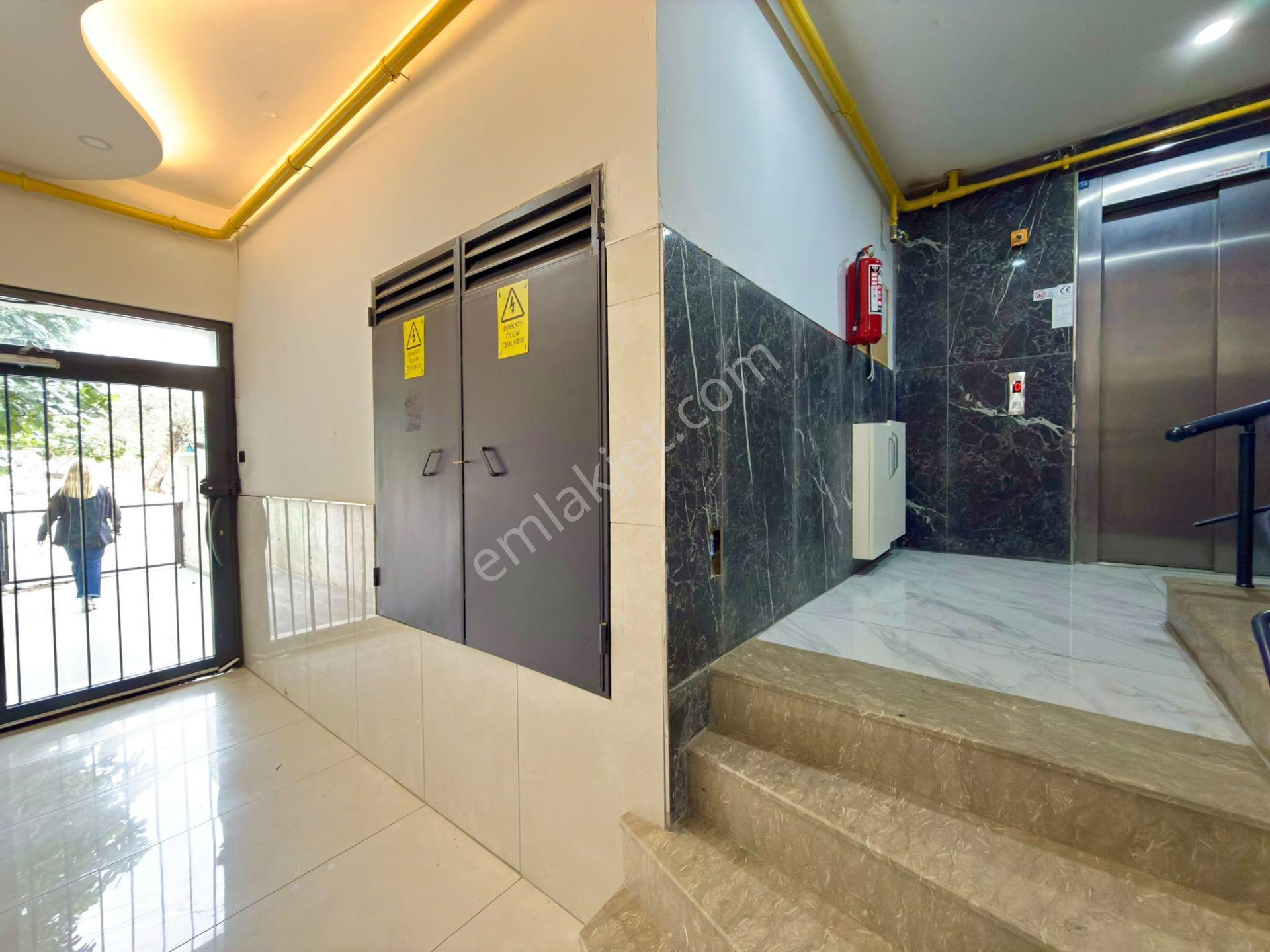 Sadece Yüksel'de Kadıköyde Doğa Manzaralı Arakat 2+1 Satılık Daire — fotoğraf 29