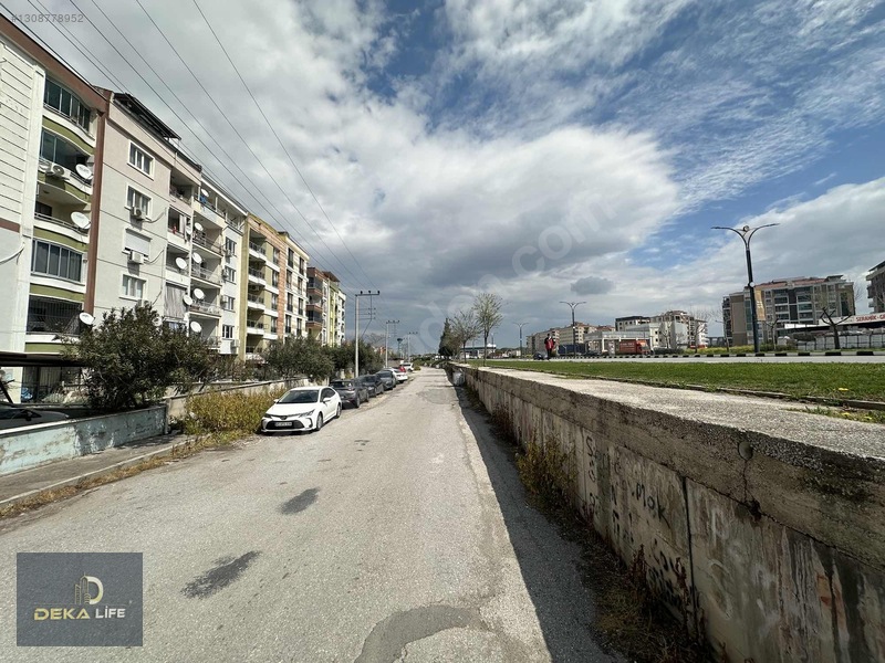 Deka Life'Dan Cift Cepheli Bahçeli Kiralık Dükkan