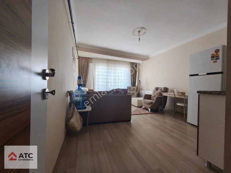 Atc Gayrimenkul'den Satılık Eşyalı 1+1 Daire — fotoğraf 3