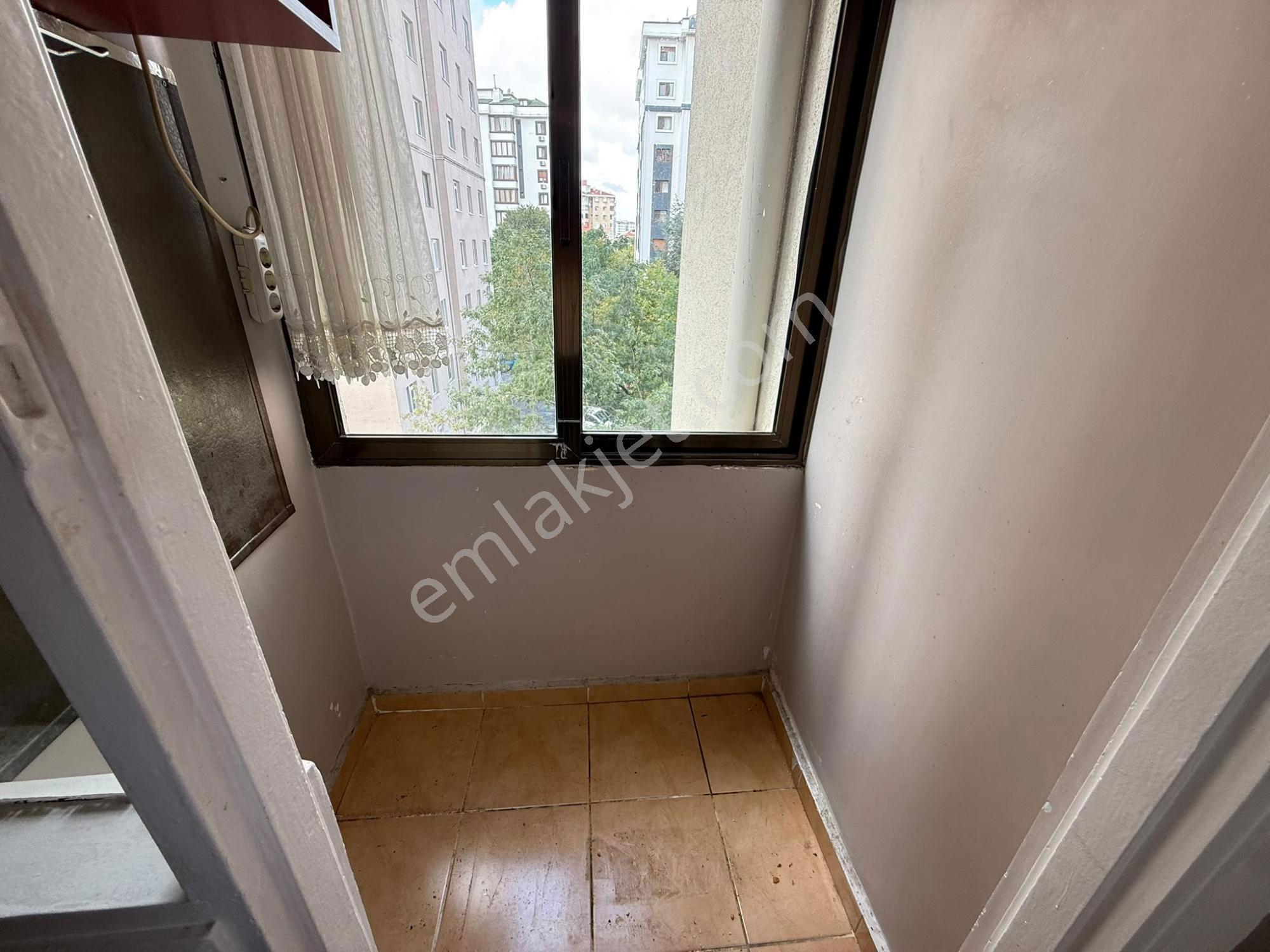 Kadıköy 19 Mayıs’ta Boş 3+1 | Balkonlu, Doğalgaz Kombili, Krediye Uygun — fotoğraf 18