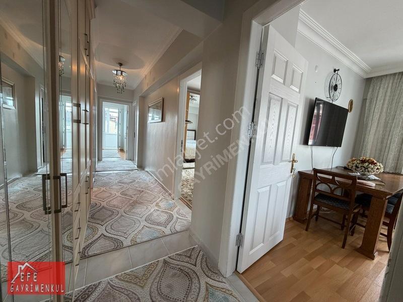 Sarıgazi Tam Merkezde 4.kat 130m2 Kombili İskanlı 3+1 Lüks Daire