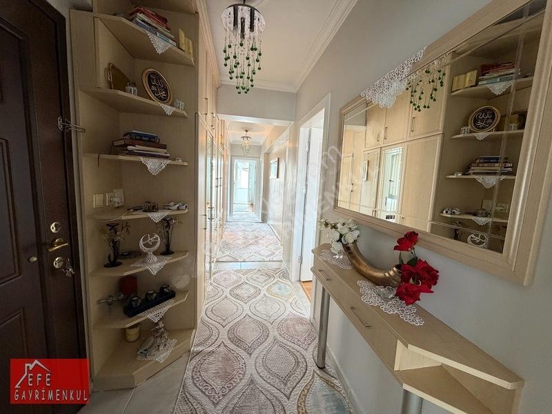 Sarıgazi Tam Merkezde 4.kat 130m2 Kombili İskanlı 3+1 Lüks Daire — fotoğraf 9