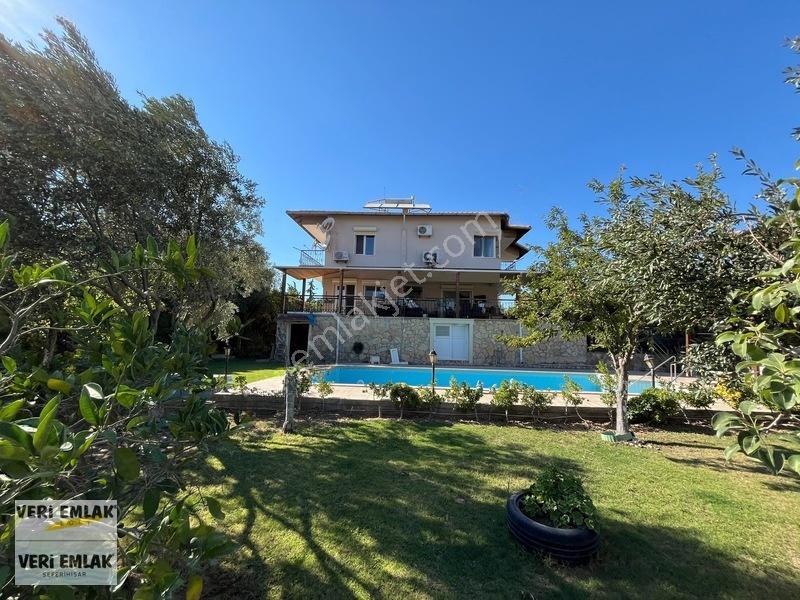 Veri'Den Turunçevler'De Havuzlu Tam Müstakil 5+1 Lüks Villa