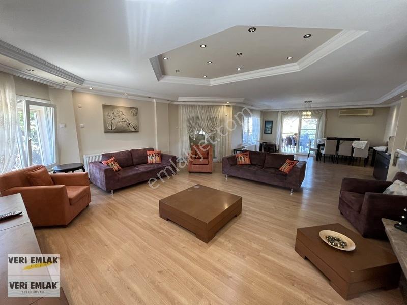 Veri'den Turunçevler'de Havuzlu Tam Müstakil 5+1 Lüks Villa — fotoğraf 8
