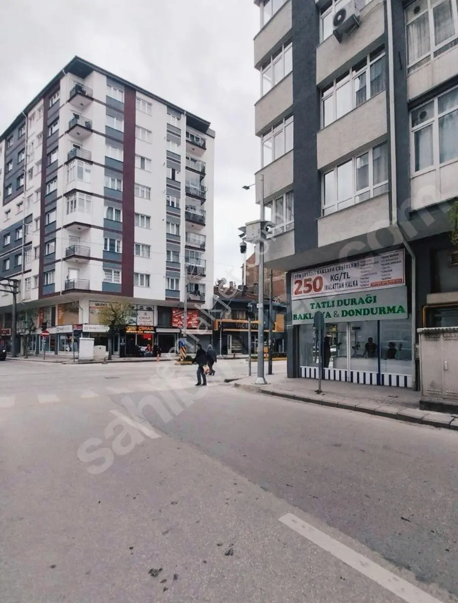 Eskişehir Merkezde 3+1 Ara Kat Daire