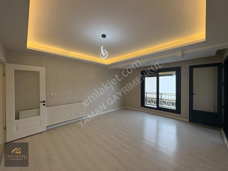 Hürriyet Mahallesi Cuma Pazarı Karşısı 260m² 3+1 Satılık Dubleks — fotoğraf 16