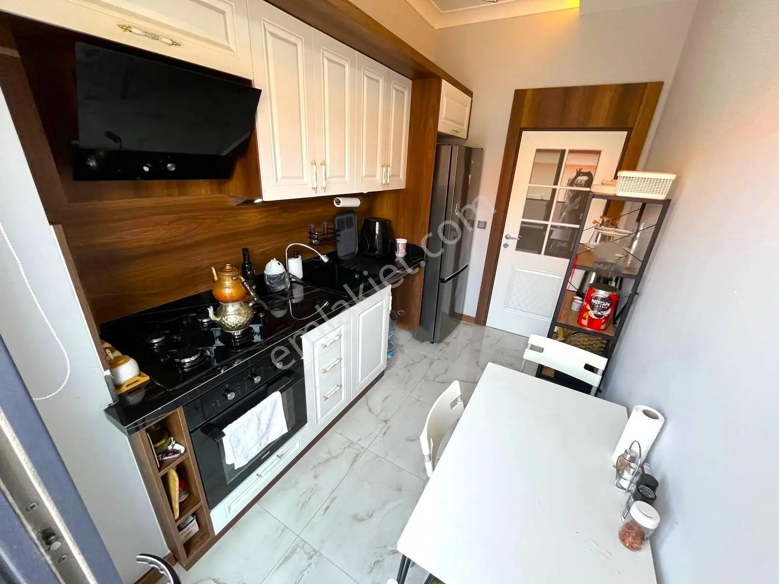 Yetkili Gümüş'den Akçayın En Nezih Konumunda Manzaralı Arakat Lux 2+1 Daire! — fotoğraf 16