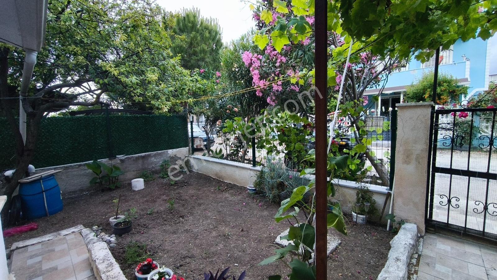 Kaya Emlak-k.terzi / Açelya Sitesinde 4+1 Satılık 3 Kat Tribleks — fotoğraf 27