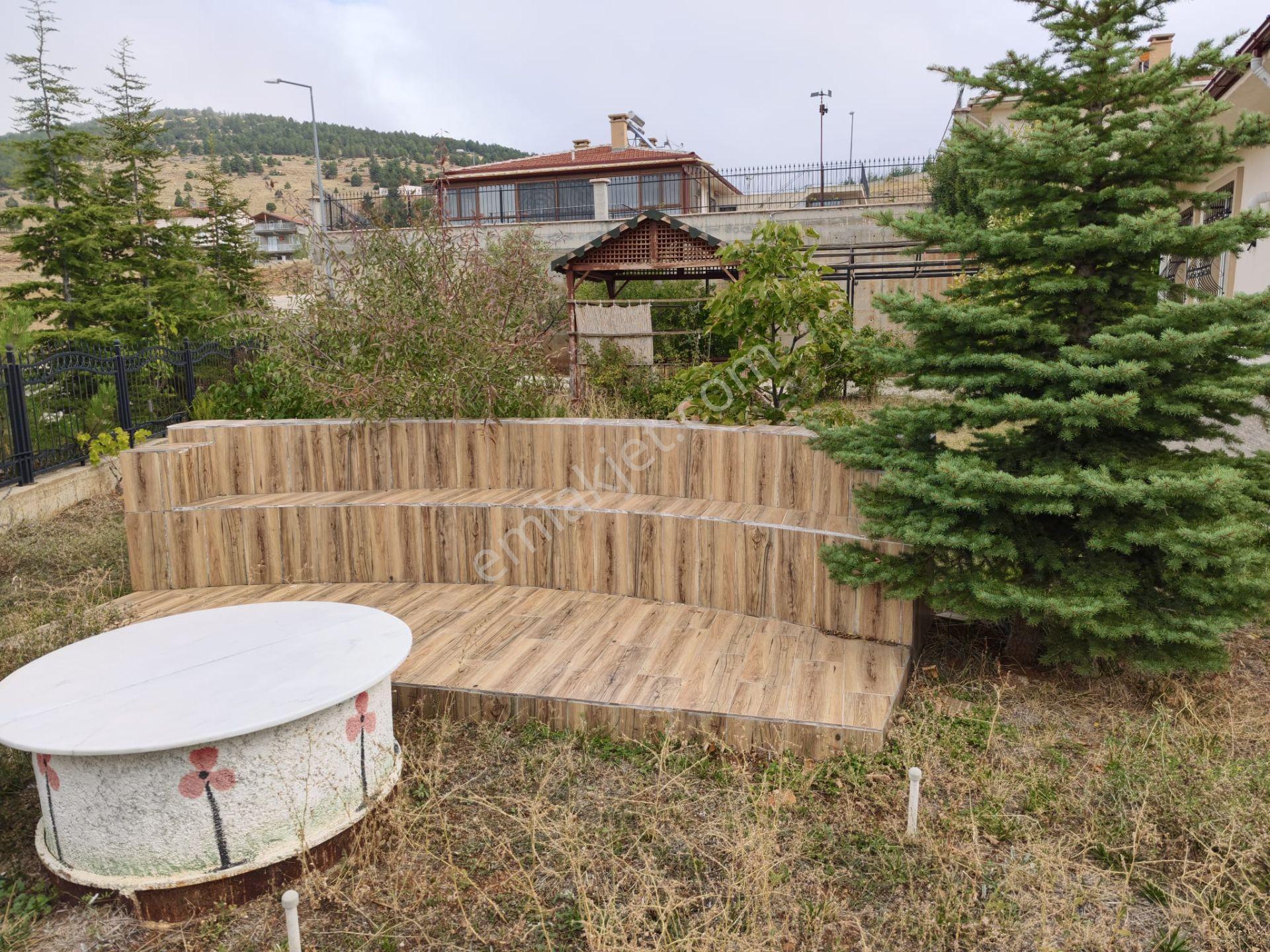 Hüyük İmrenler Mahallesinde Satılık Göl Ve Doğa Manzaralı Villa — fotoğraf 7