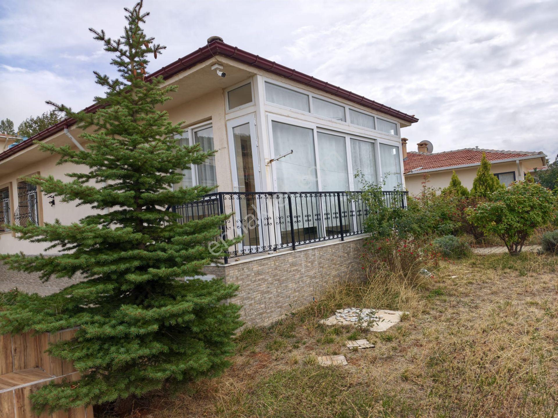 Hüyük İmrenler Mahallesinde Satılık Göl Ve Doğa Manzaralı Villa — fotoğraf 12