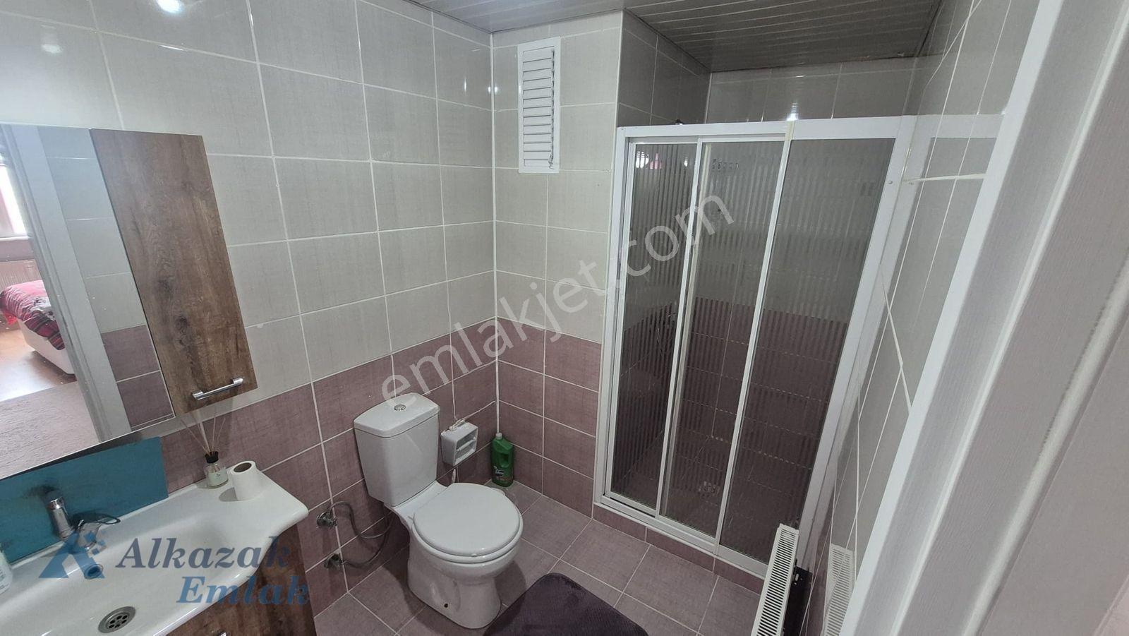 Toki Turkuazda Ck Tipi Ebeveyn Banyolu Satılık 4+1 Daire — fotoğraf 13