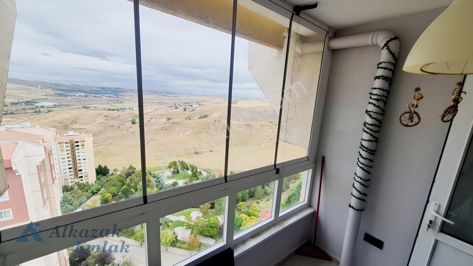 Toki Turkuazda Ck Tipi Ebeveyn Banyolu Satılık 4+1 Daire — fotoğraf 21
