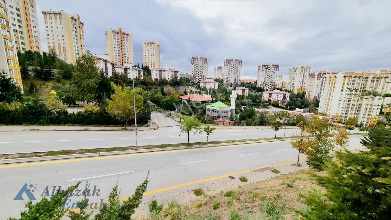 Toki Turkuazda Ck Tipi Ebeveyn Banyolu Satılık 4+1 Daire — fotoğraf 34