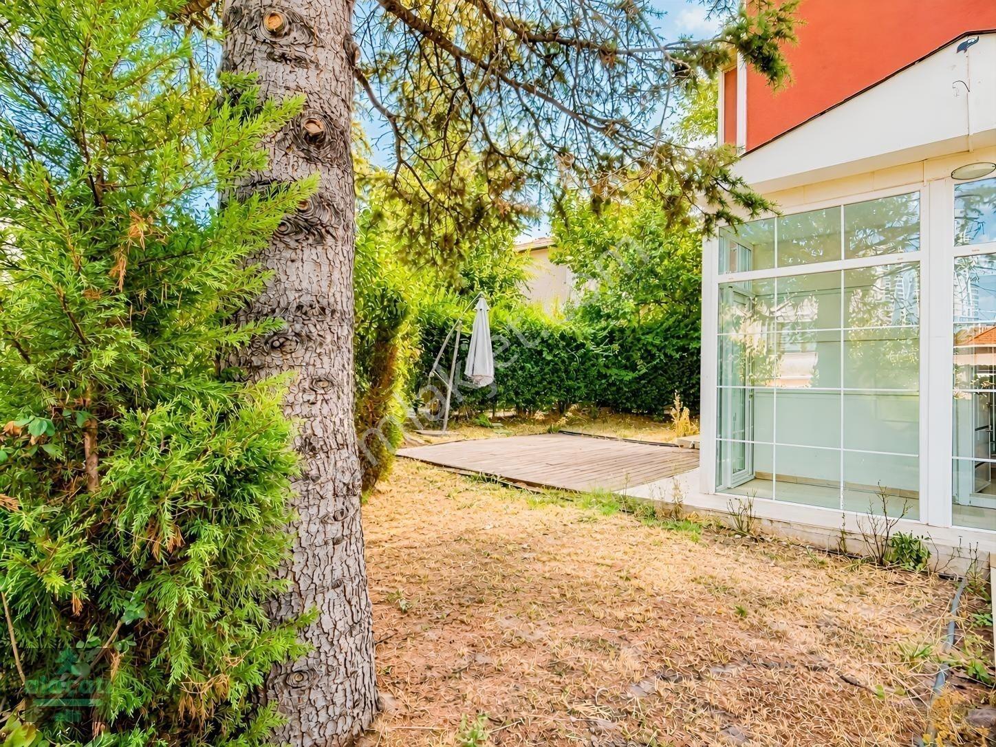 Beytepe Sitede Satılık 4+1 Bahçeli Villa Otoparklı Ebeveyn Banyo