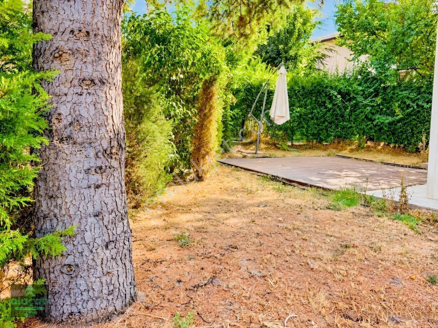 Beytepe Sitede Satılık 4+1 Bahçeli Villa Otoparklı Ebeveyn Banyo — fotoğraf 3