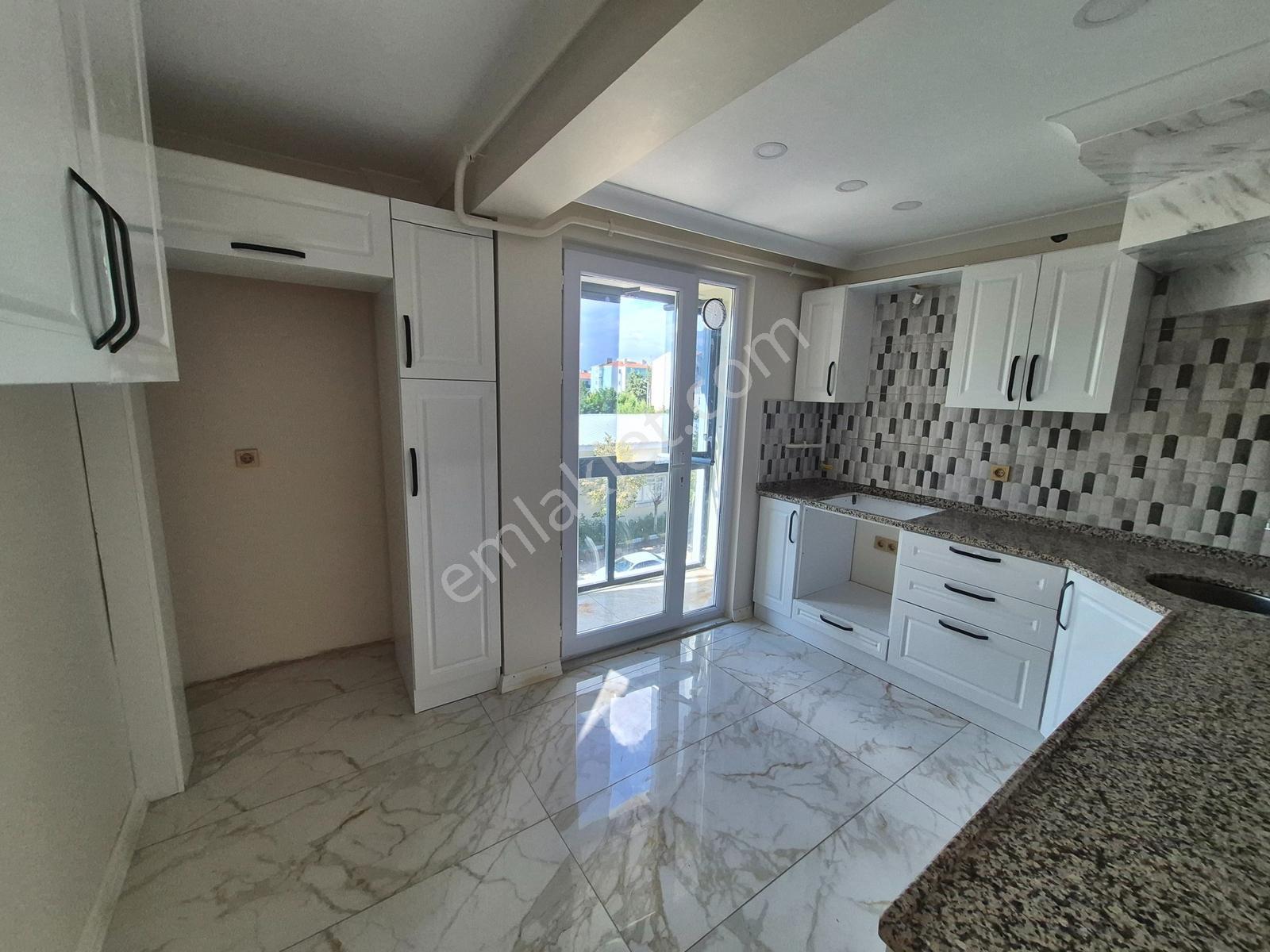 Kırklareli Merkez Avm Yakını Satılık Teraslı 3+1 Dubleks Daire — fotoğraf 2