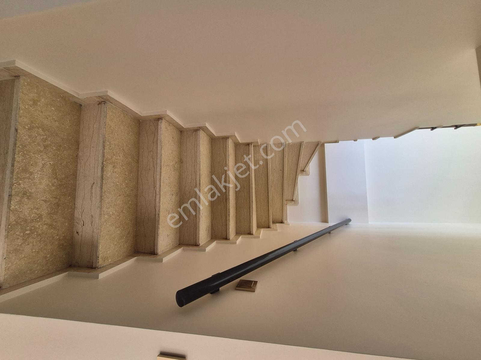 Kırklareli Merkez Avm Yakını Satılık Teraslı 3+1 Dubleks Daire — fotoğraf 13