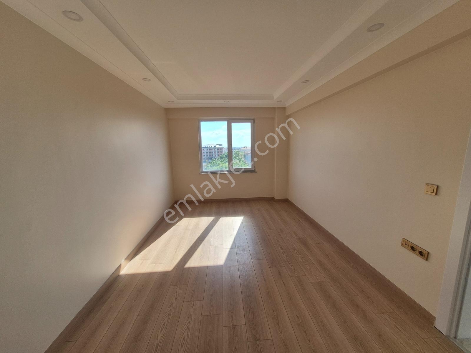 Kırklareli Merkez Avm Yakını Satılık Teraslı 3+1 Dubleks Daire — fotoğraf 14