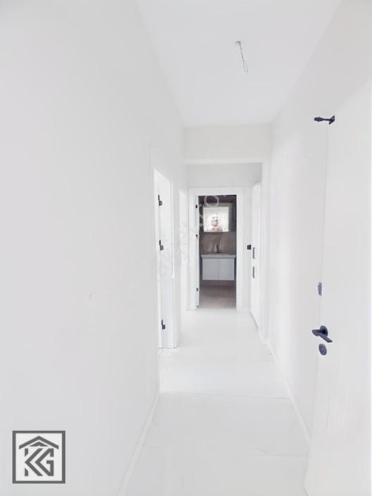 Akabe Mahallesi Tramvay Durağı Yanı Satılık 4+1 Daire — fotoğraf 7