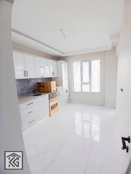 Akabe Mahallesi Tramvay Durağı Yanı Satılık 4+1 Daire — fotoğraf 8