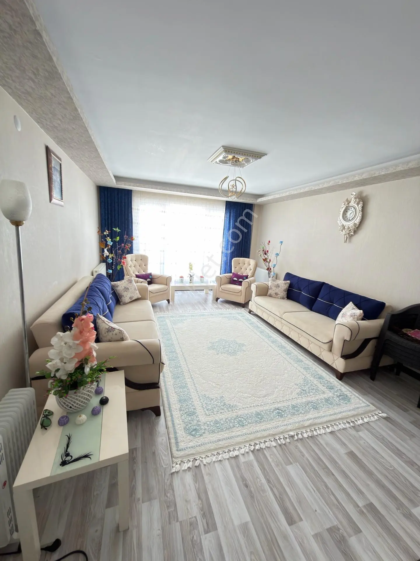 Güler Emlak 'dan Feridunçelik Mah. 3+1 Merkezi Konum Full Yapılı Satılık Daire — fotoğraf 3