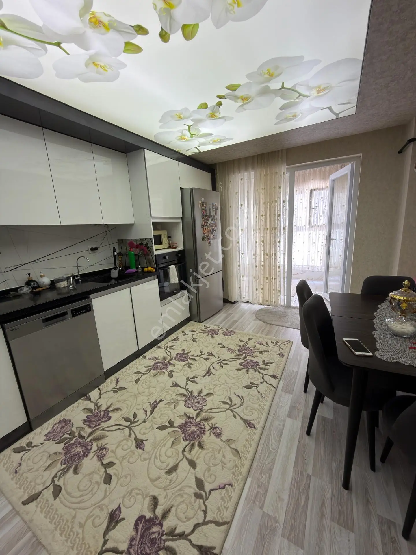 Güler Emlak 'dan Feridunçelik Mah. 3+1 Merkezi Konum Full Yapılı Satılık Daire — fotoğraf 11