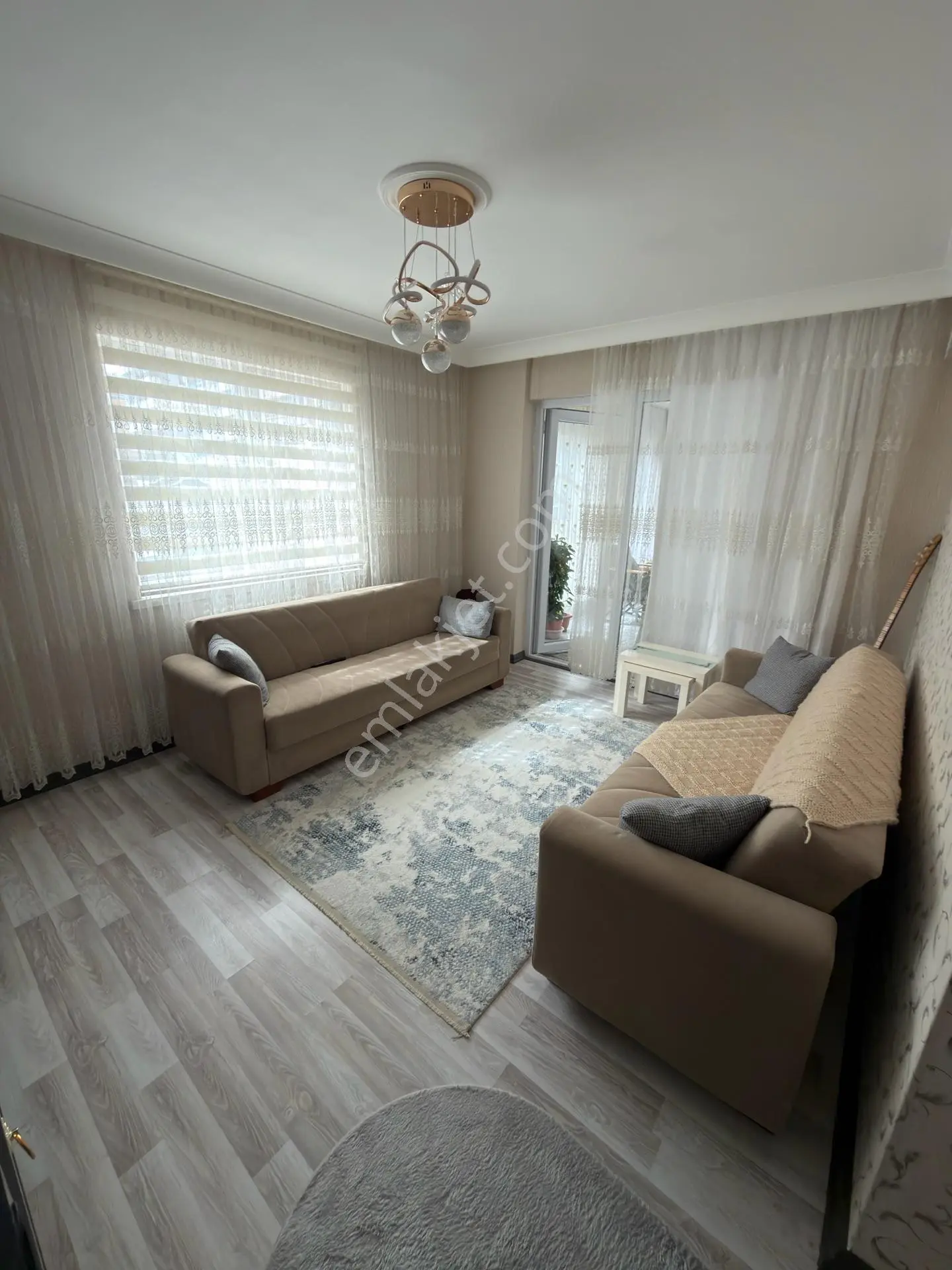 Güler Emlak 'dan Feridunçelik Mah. 3+1 Merkezi Konum Full Yapılı Satılık Daire — fotoğraf 29