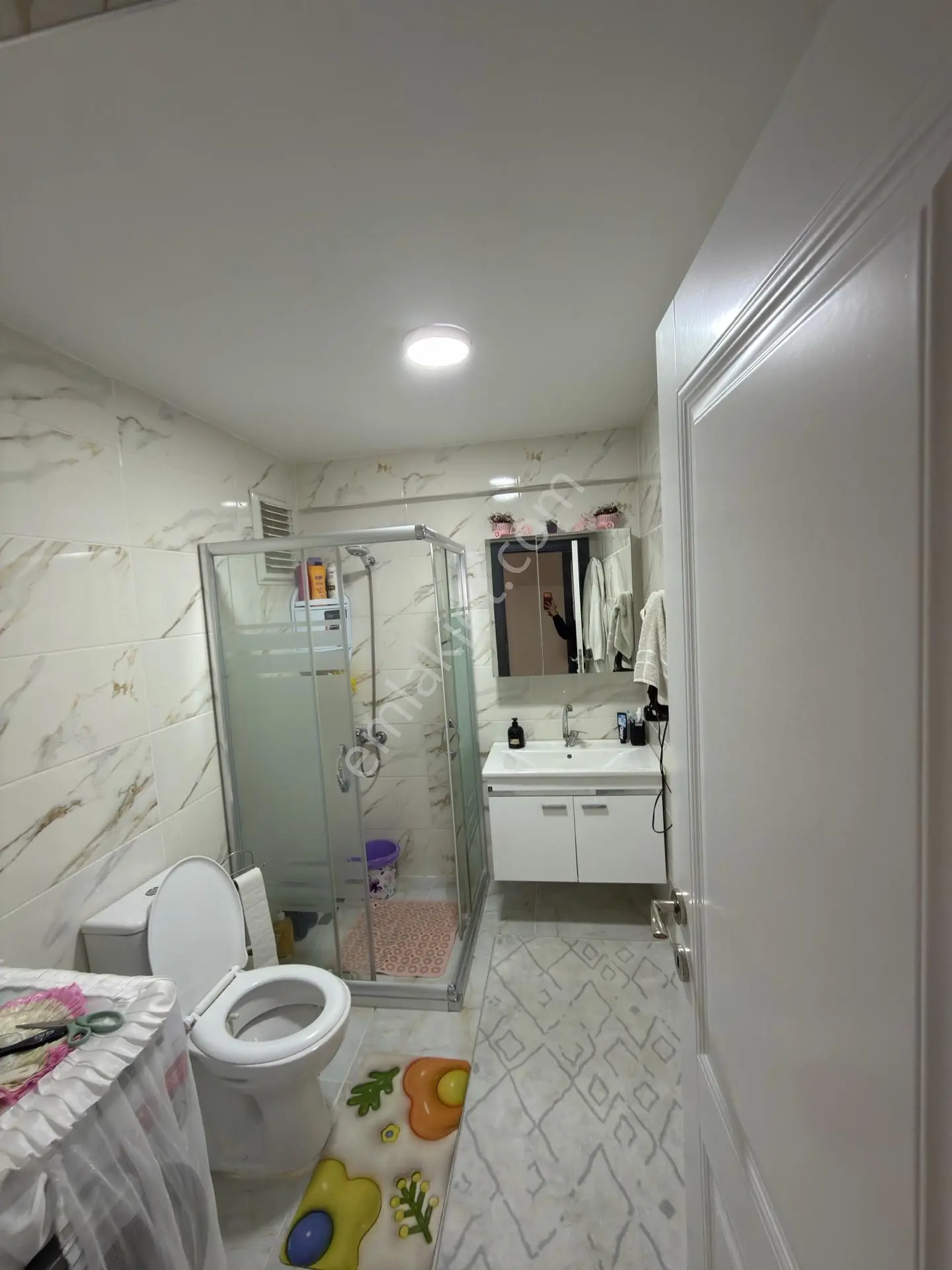 Güler Emlak 'dan Feridunçelik Mah. 3+1 Merkezi Konum Full Yapılı Satılık Daire — fotoğraf 36