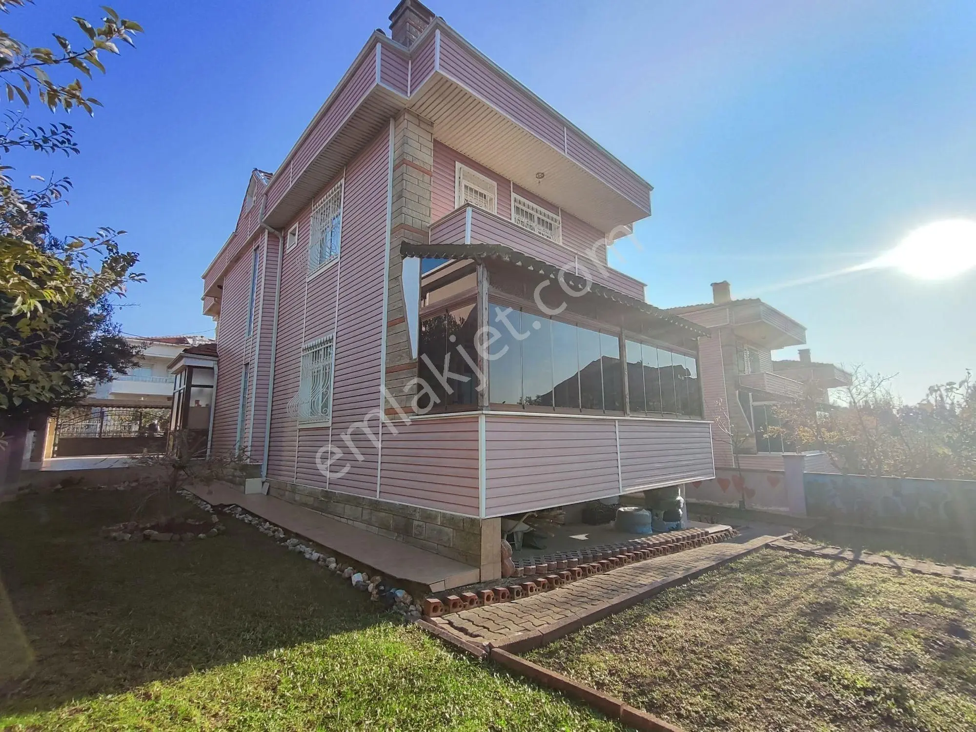 🌿 Beylikdüzü Gürpınar’da Müstakil Villa Ayrıcalığı 🌿