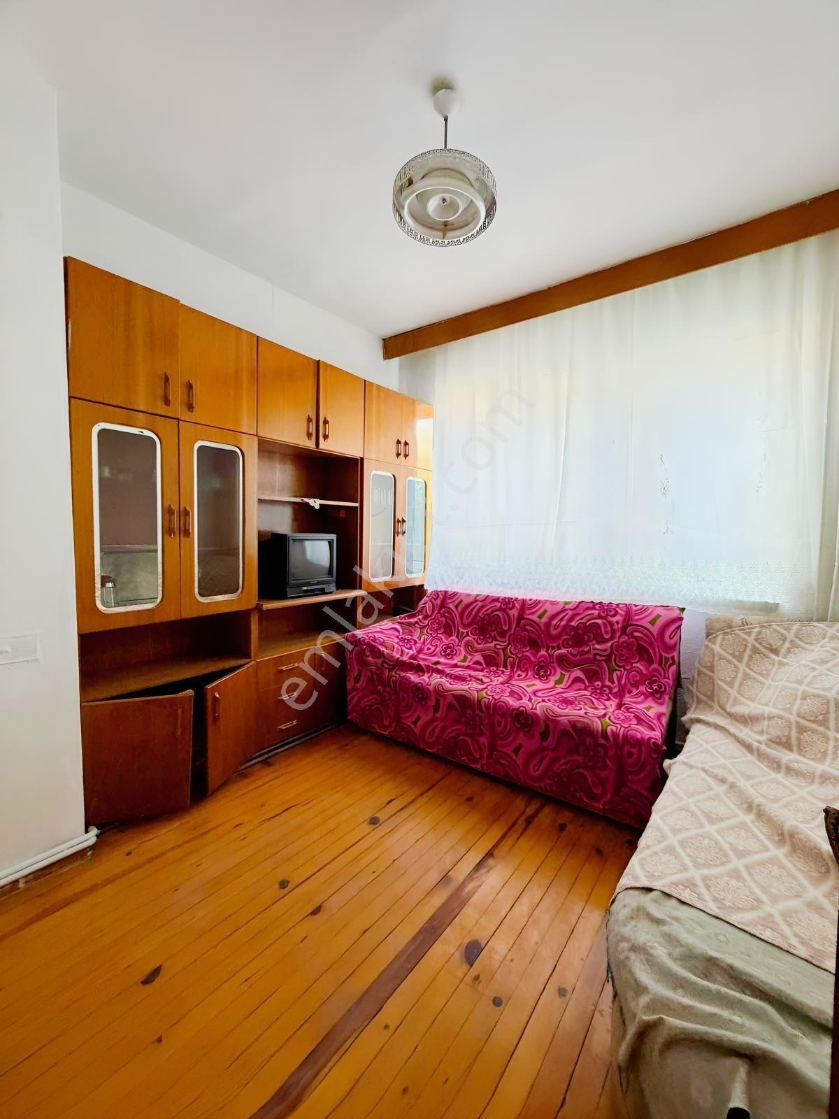 İnal Emlak'tan Keçiborlu İlçe Merkezinde 2 Katlı Bina — fotoğraf 6