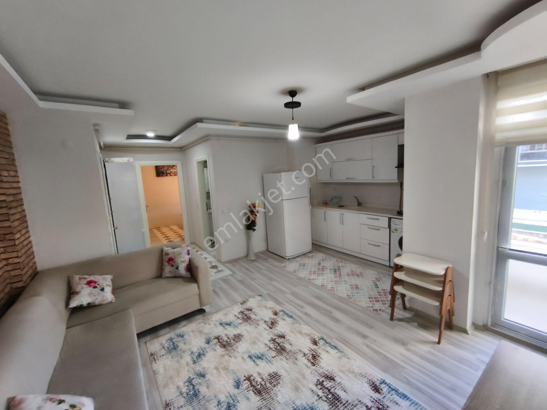 Truva/Nazım'Dan Tramvay Durağında Eşyalı Kiracılı Satılık 1+1 D.