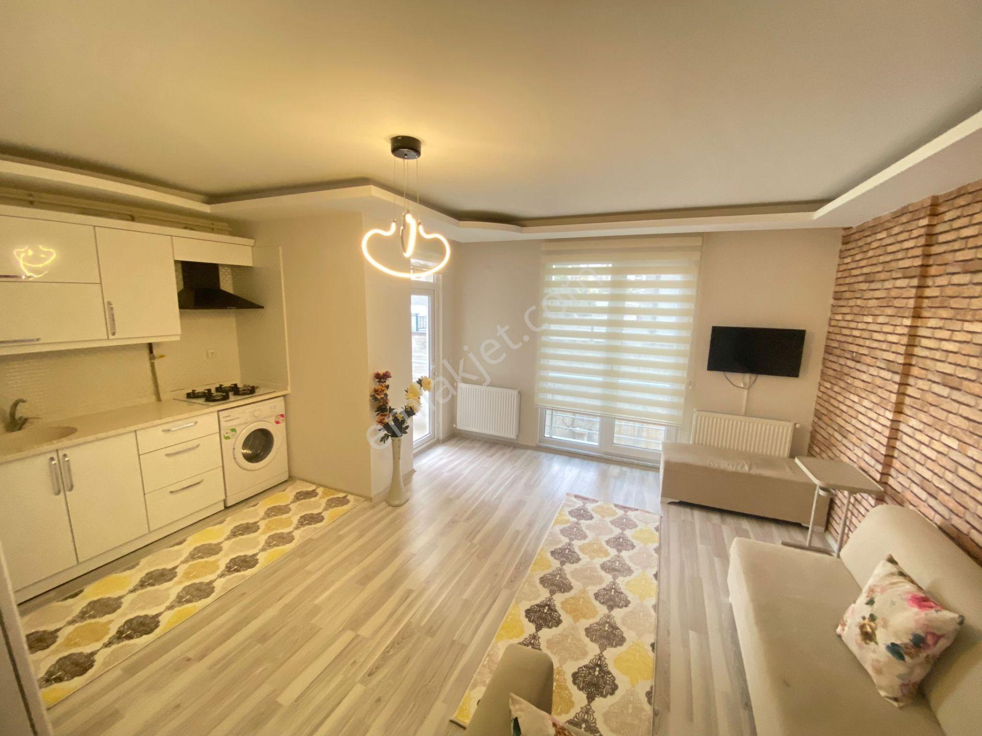 Truva/nazım'dan Tramvay Durağında Eşyalı Kiracılı Satılık 1+1 D. — fotoğraf 2