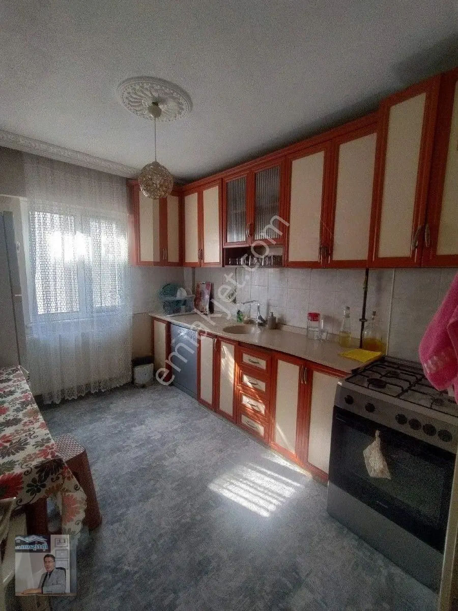 İhtişam Emlak'tan Fatih Mahallesi'nde Satılık 3+1 Daire — fotoğraf 33