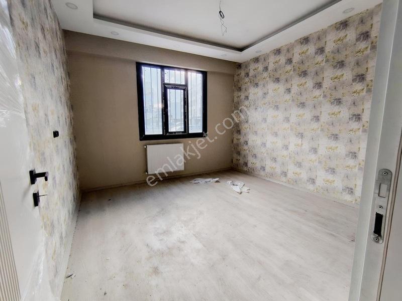 İpekyol Gençlik Merkezi Yanı 2+0 — fotoğraf 11