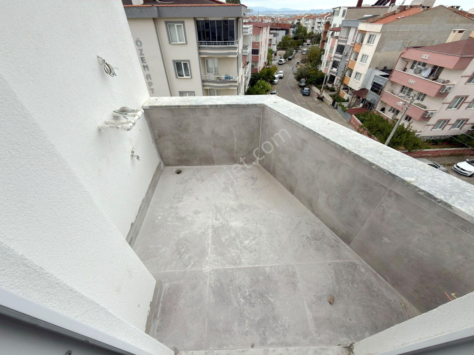 Yüksel'den Cumartesi Pazarına Yakın Sıfır 2+1 Lüks Dubleks — fotoğraf 15