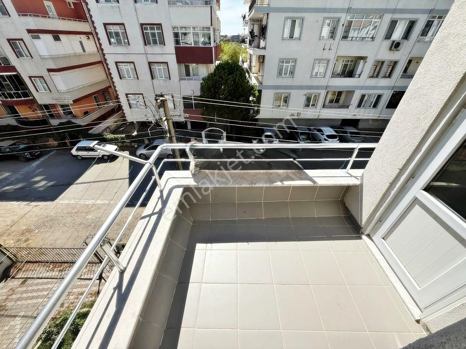 Aktif'ten Akçay'da Satılık Ön Cephe Arakat Çift Balkonlu Ferah 2+1 Daire — fotoğraf 8