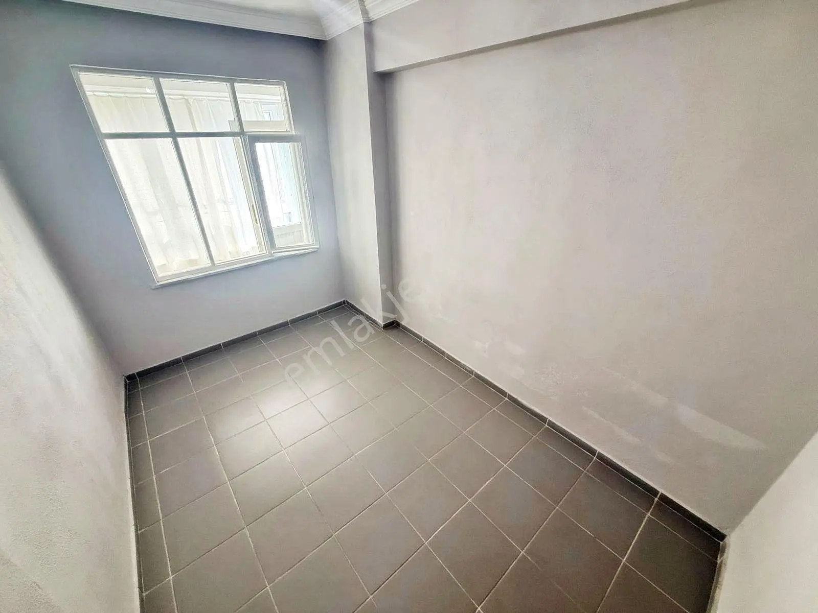 Aktif'ten Akçay'da Satılık Ön Cephe Arakat Çift Balkonlu Ferah 2+1 Daire — fotoğraf 13