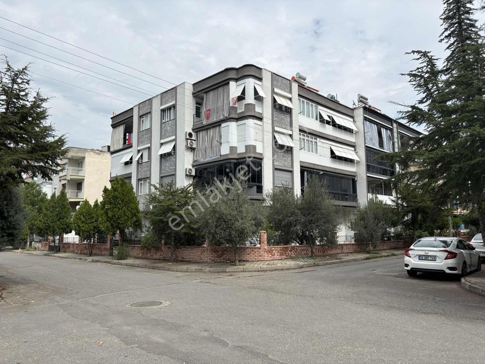 Salihli Satılık 3+1 Doğalgazlı Daire Can Hastanesi Civarı