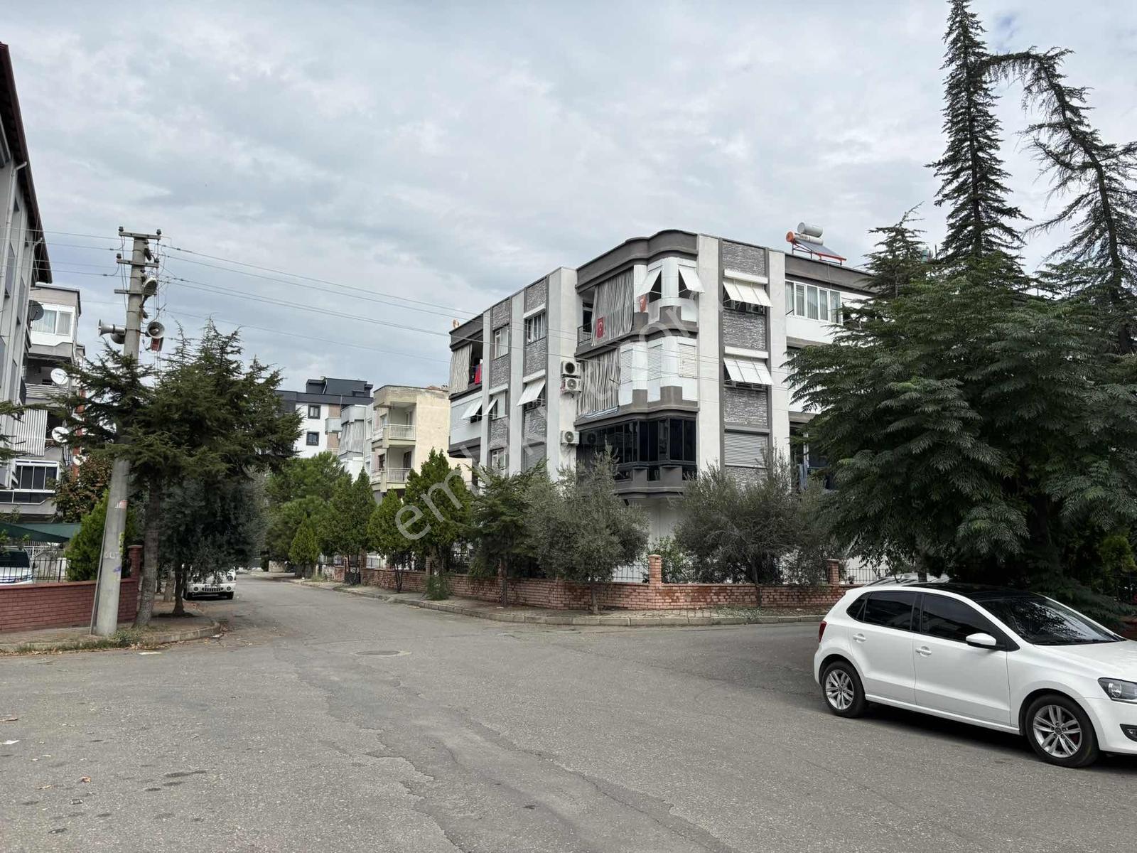 Salihli Satılık 3+1 Doğalgazlı Daire Can Hastanesi Civarı — fotoğraf 32