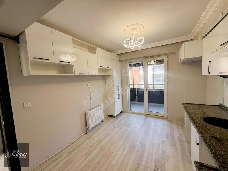 Elmastan Satılık Şehir Hastanesi Yakını 2+1 — fotoğraf 2