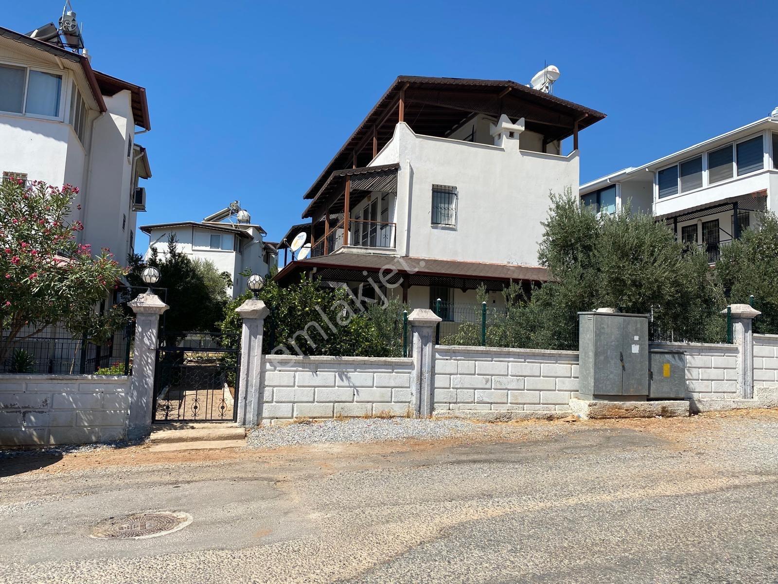Didim Akbük Merkezde Satılık Yazlık
