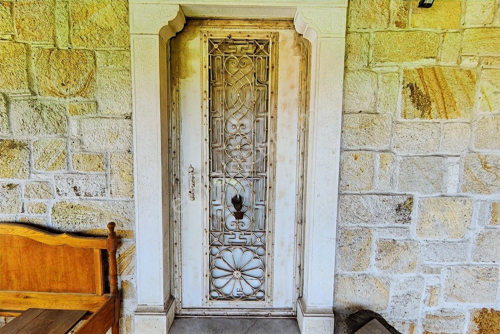 Foça-izmir K.yolu Üzerinde 4.717m2 Bahçe İçerisinde Müstakil Ev — fotoğraf 21