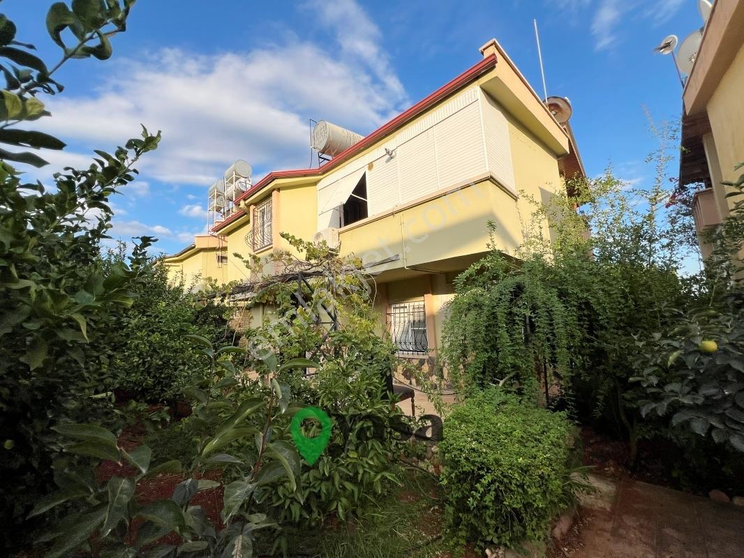 Yaşa Gyd - Zeytinkent Sitesinde | Havuzlu 5+1 Satılık Villa — fotoğraf 3