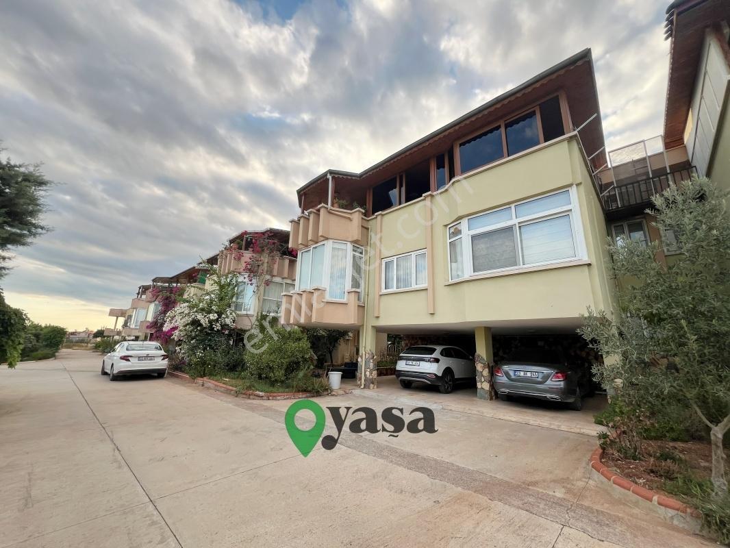 Yaşa Gyd - Zeytinkent Sitesinde | Havuzlu 5+1 Satılık Villa — fotoğraf 4
