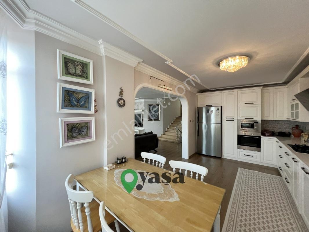 Yaşa Gyd - Zeytinkent Sitesinde | Havuzlu 5+1 Satılık Villa — fotoğraf 8