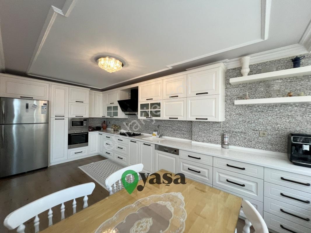 Yaşa Gyd - Zeytinkent Sitesinde | Havuzlu 5+1 Satılık Villa — fotoğraf 9