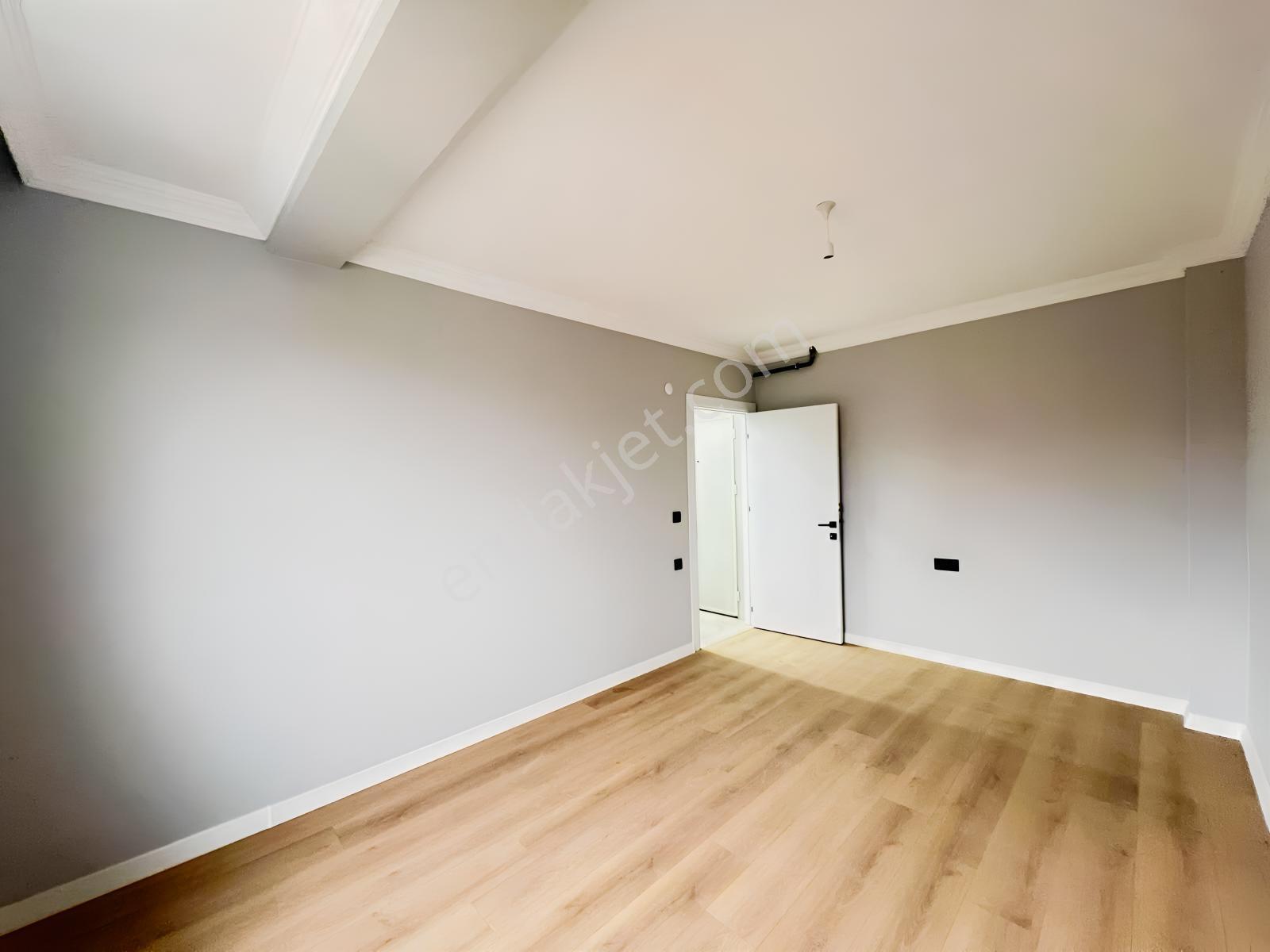 Tuzla Caddesi Yanı Çift Kapılı Asansör'lü 3+1 Dublex Daire — fotoğraf 14